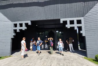 Знать и помнить: Хатынь и Курган Славы