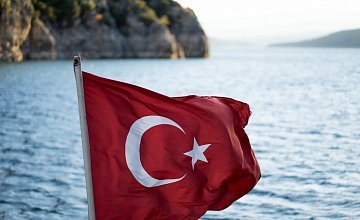 В Турции туристам запретили гулять по городам в новогоднюю ночь