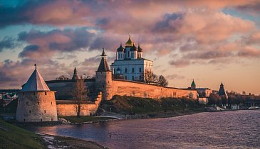 Легенды Пскова (автобусный тур): Пушкинские горы - Псков - Печоры