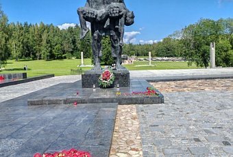 Знать и помнить: Хатынь и Курган Славы