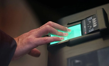 С 10 апреля 2026 года в ЕС заработала новая система въезда EES — штампы в паспортах больше не ставят