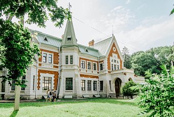 Бобруйск, дворец Булгаков и усадьба «Красный берег»