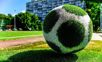 В Минске установят фигуры спортсменов из искусственной травы