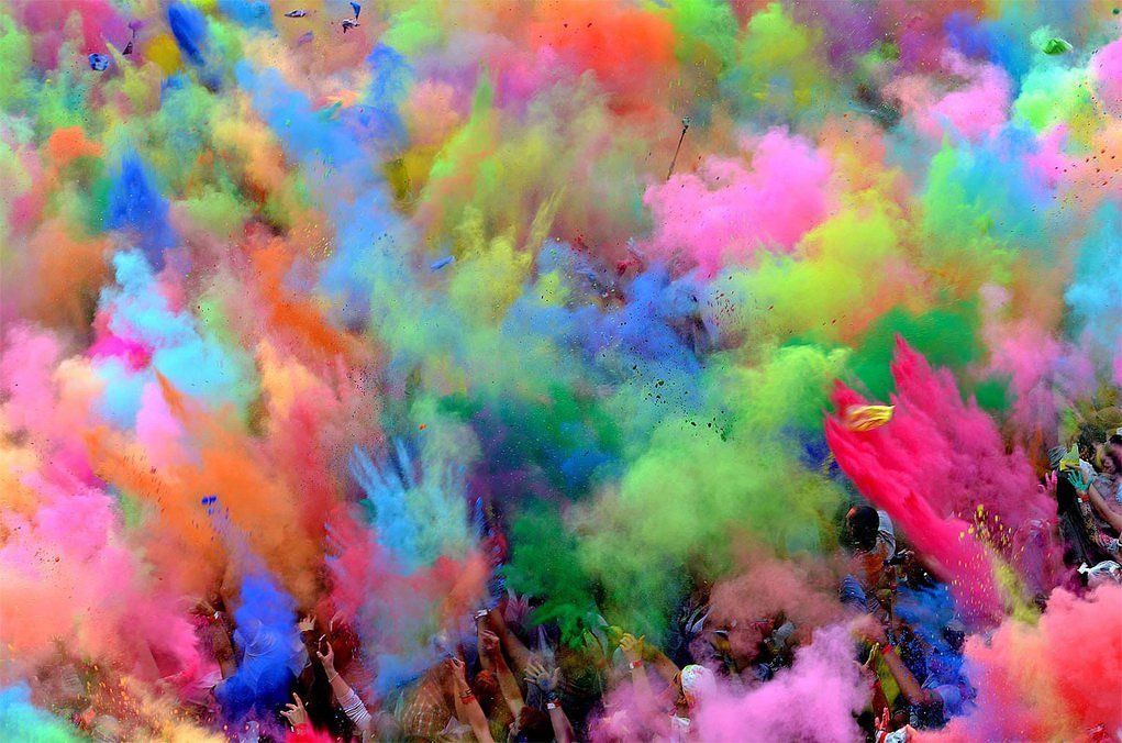 Throw-Color-Powder-00.jpg Throw-Color-Powder-00.jpg