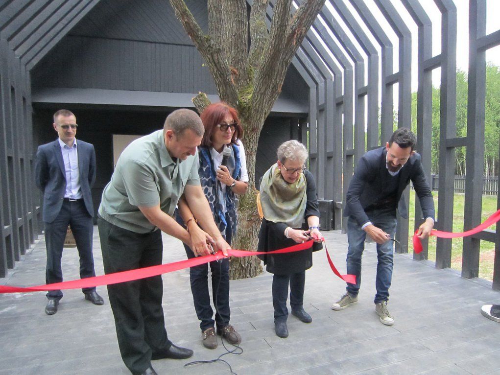 IMG_2874-21.jpg IMG_2874-21.jpg